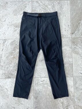 Everest Outfit Performance Stretch Straight Leg Hiking Pants in Black, Medium